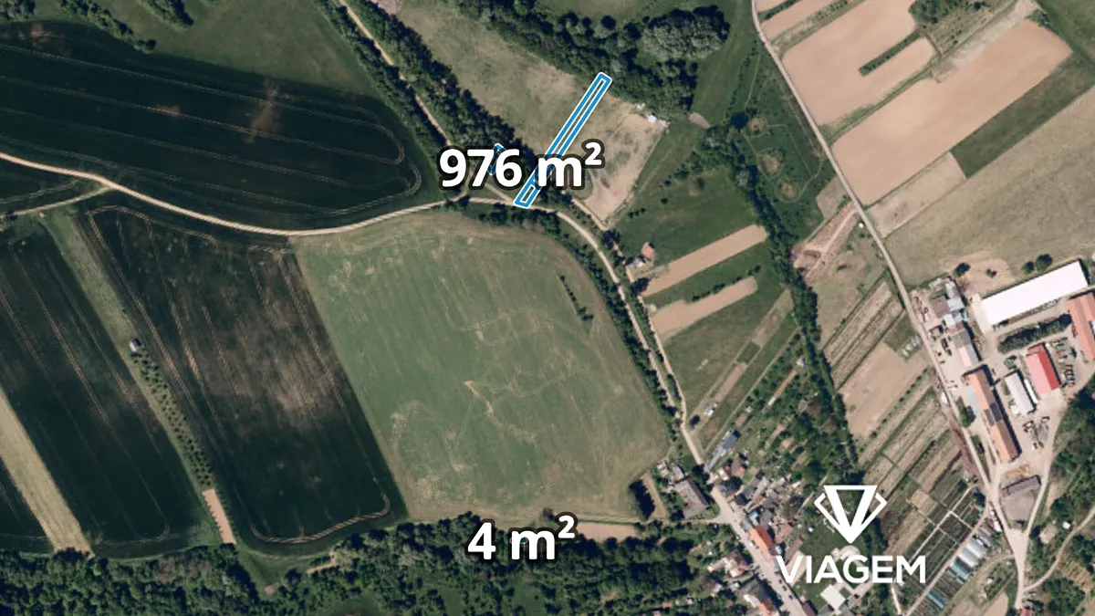 Prodej pole 980 m²